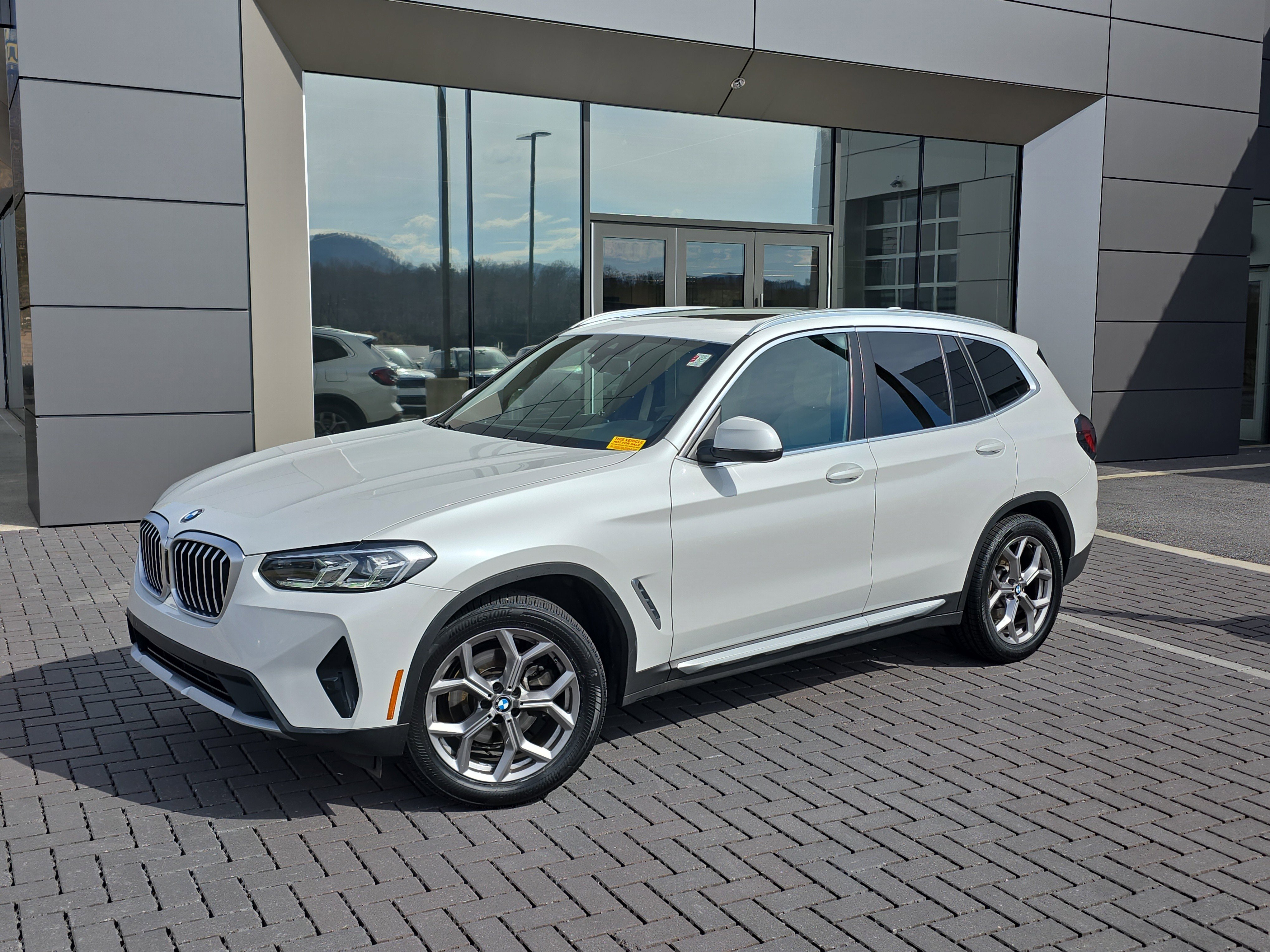 Used 2022 BMW X3 xDrive30i w/ Premium Package 2