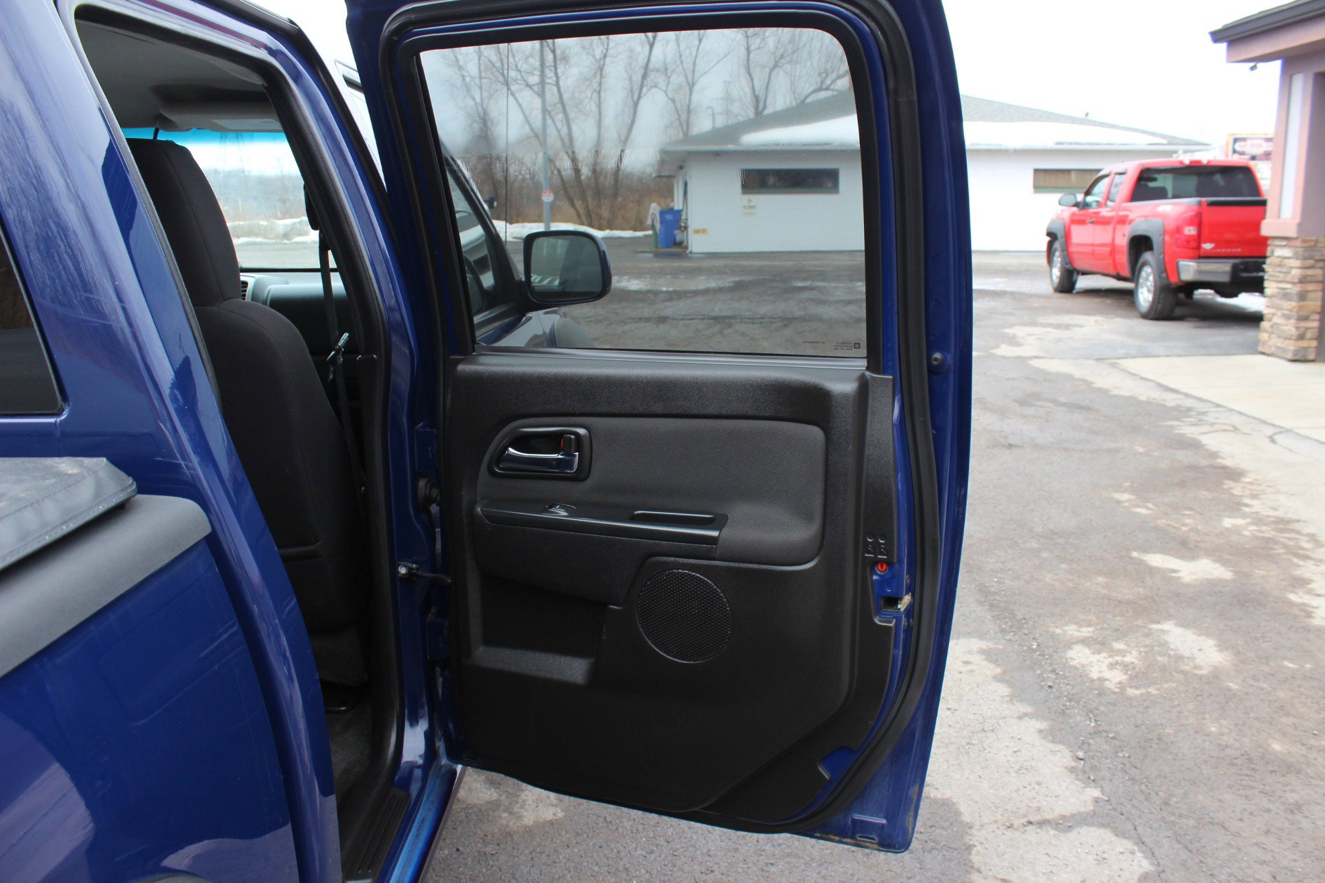 Used 2012 GMC Canyon SLE image 35