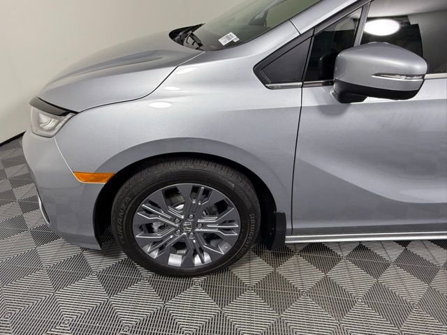 New 2026 Honda Odyssey Touring image 12