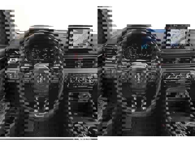 Used 2025 Honda Pilot Touring image 10