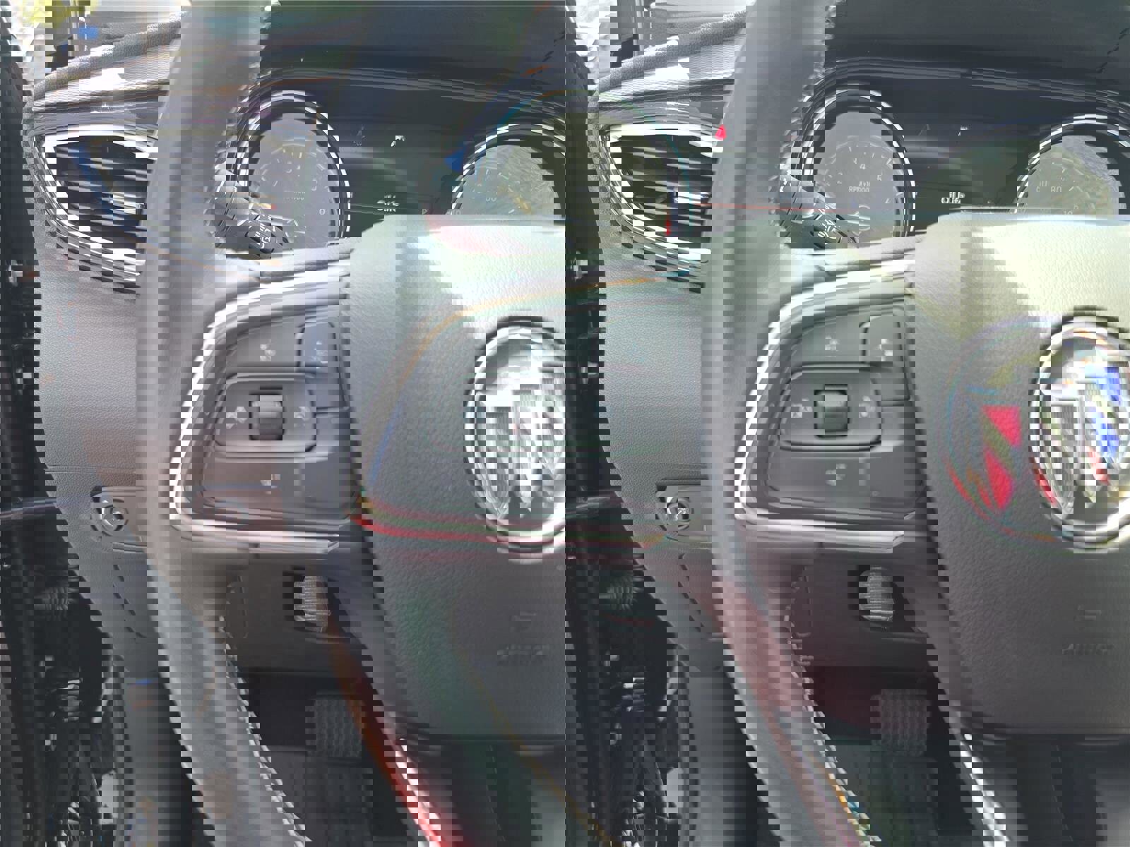 Used 2023 Buick Encore GX Select w/ Sport Touring Package image 35