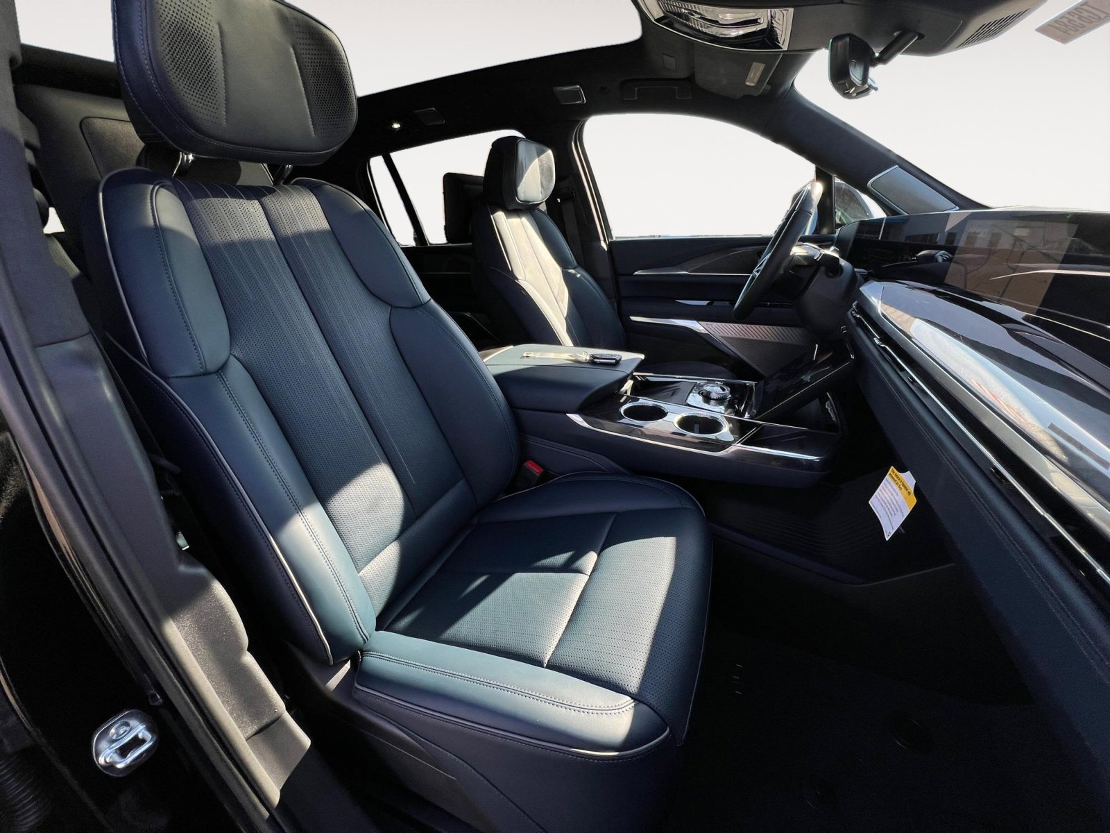 New 2025 Cadillac Escalade IQ Sport 2 image 19