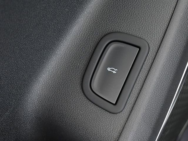 New 2025 Chevrolet Traverse High Country image 39