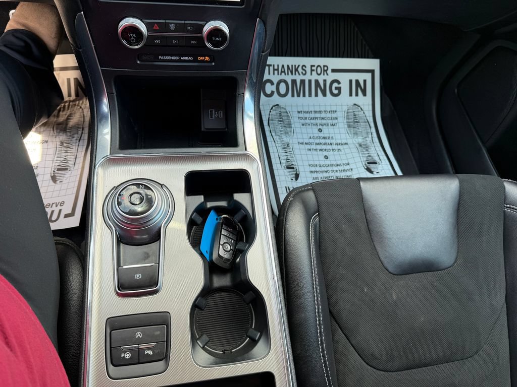 Used 2024 Ford Edge ST w/ Equipment Group 401A AWD/4WD image 18