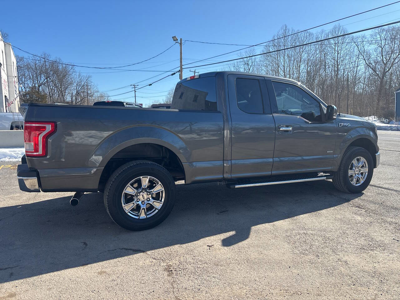 Used 2016 Ford F150 XLT w/ Equipment Group 301A Mid image 10