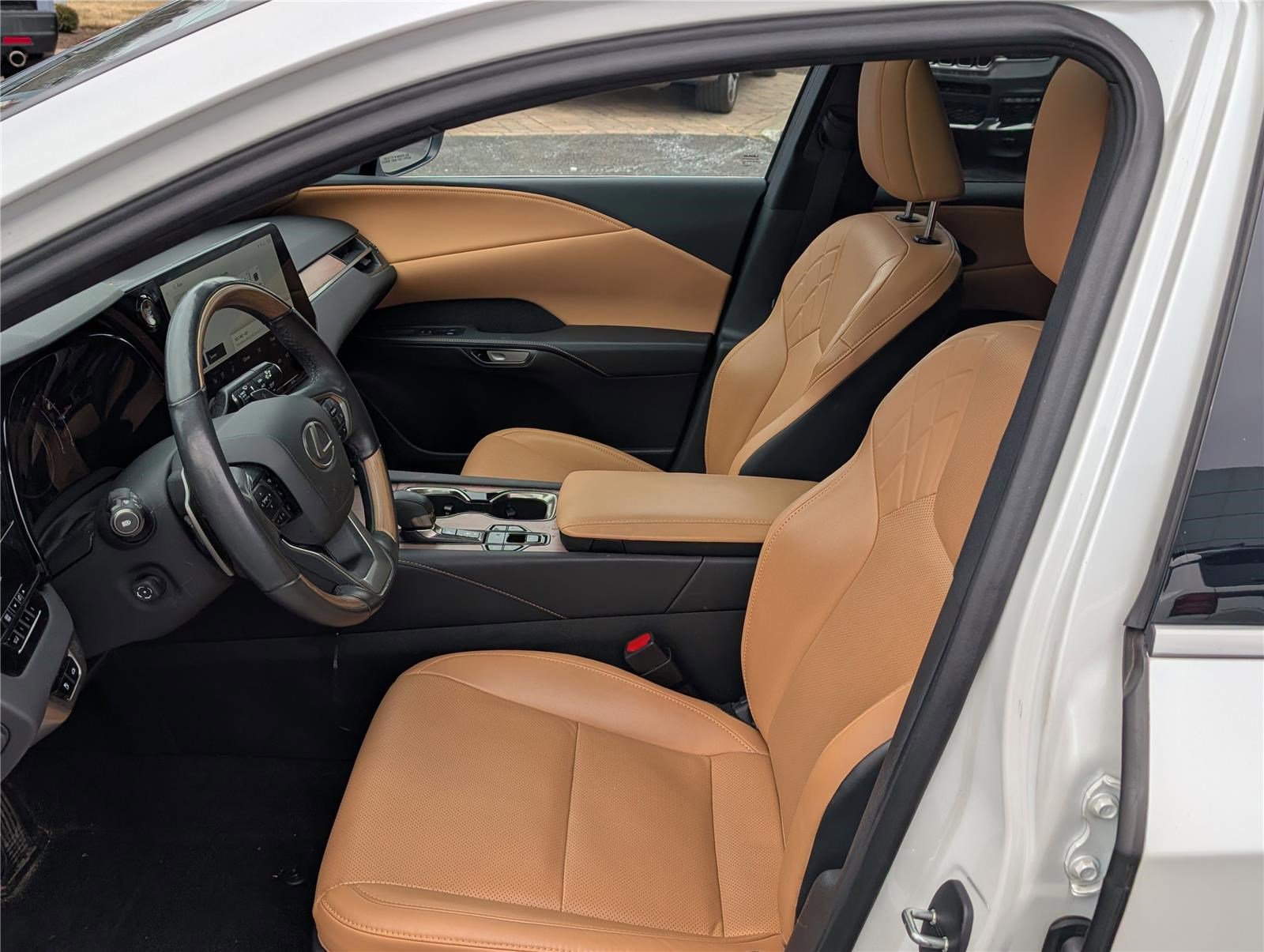 Used 2023 Lexus RX 350 Premium w/ Accessory Package image 15