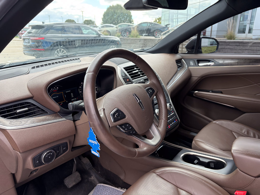 Used 2018 Lincoln MKC Reserve w/ Lincoln MKC Climate Package AWD/4WD image 9