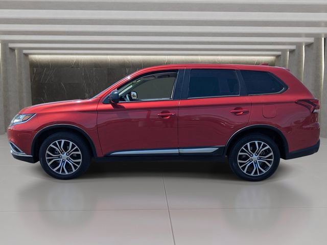 Used 2018 Mitsubishi Outlander ES AWD/4WD image 2