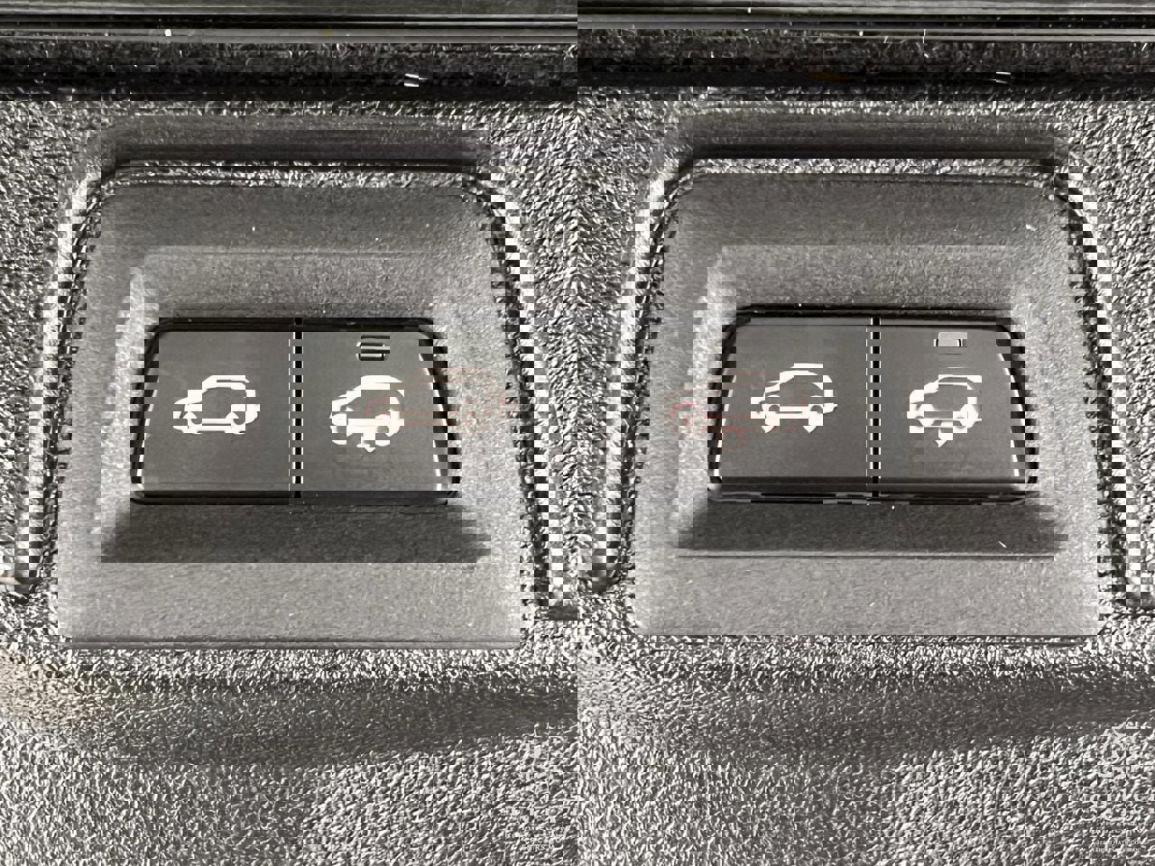 Used 2025 BMW X5 xDrive50e image 32