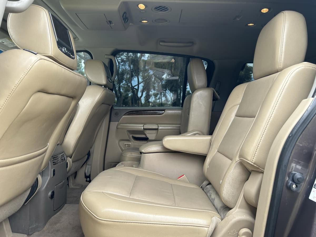 Used 2013 Nissan Armada Platinum image 22