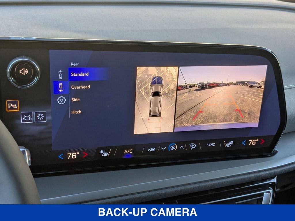 New 2026 Chevrolet Traverse LT w/ Sun and Wheel Package image 21