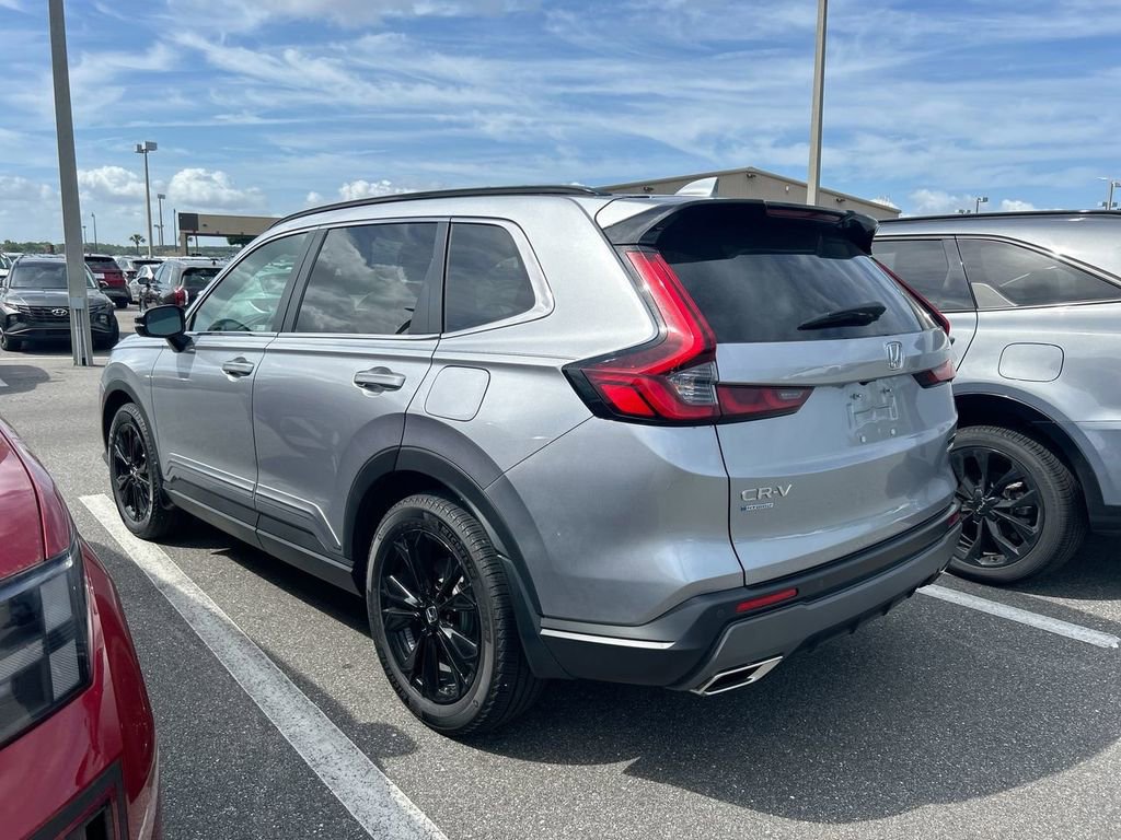 Used 2024 Honda CR-V Sport Touring image 4