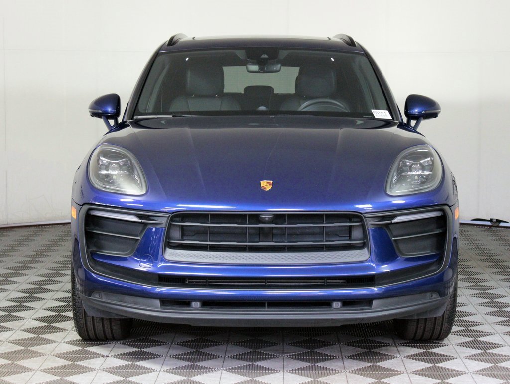 Used 2022 Porsche Macan w/ Premium Package Plus image 10