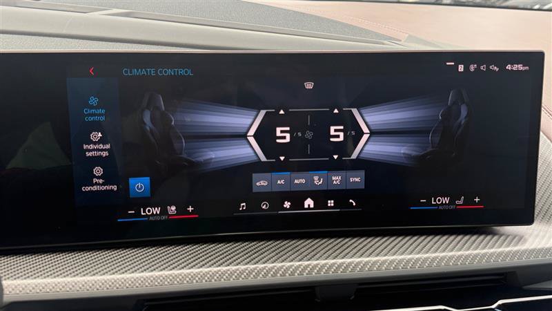 Used 2024 BMW XM AWD/4WD image 42