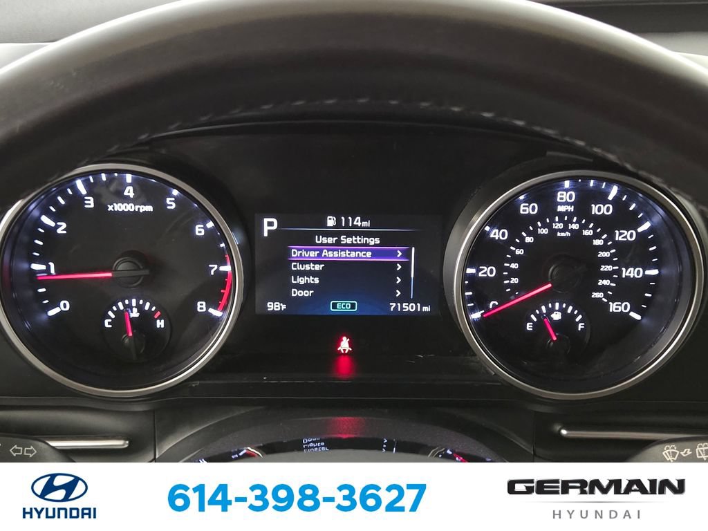 Used 2023 Kia Carnival LX FWD image 23