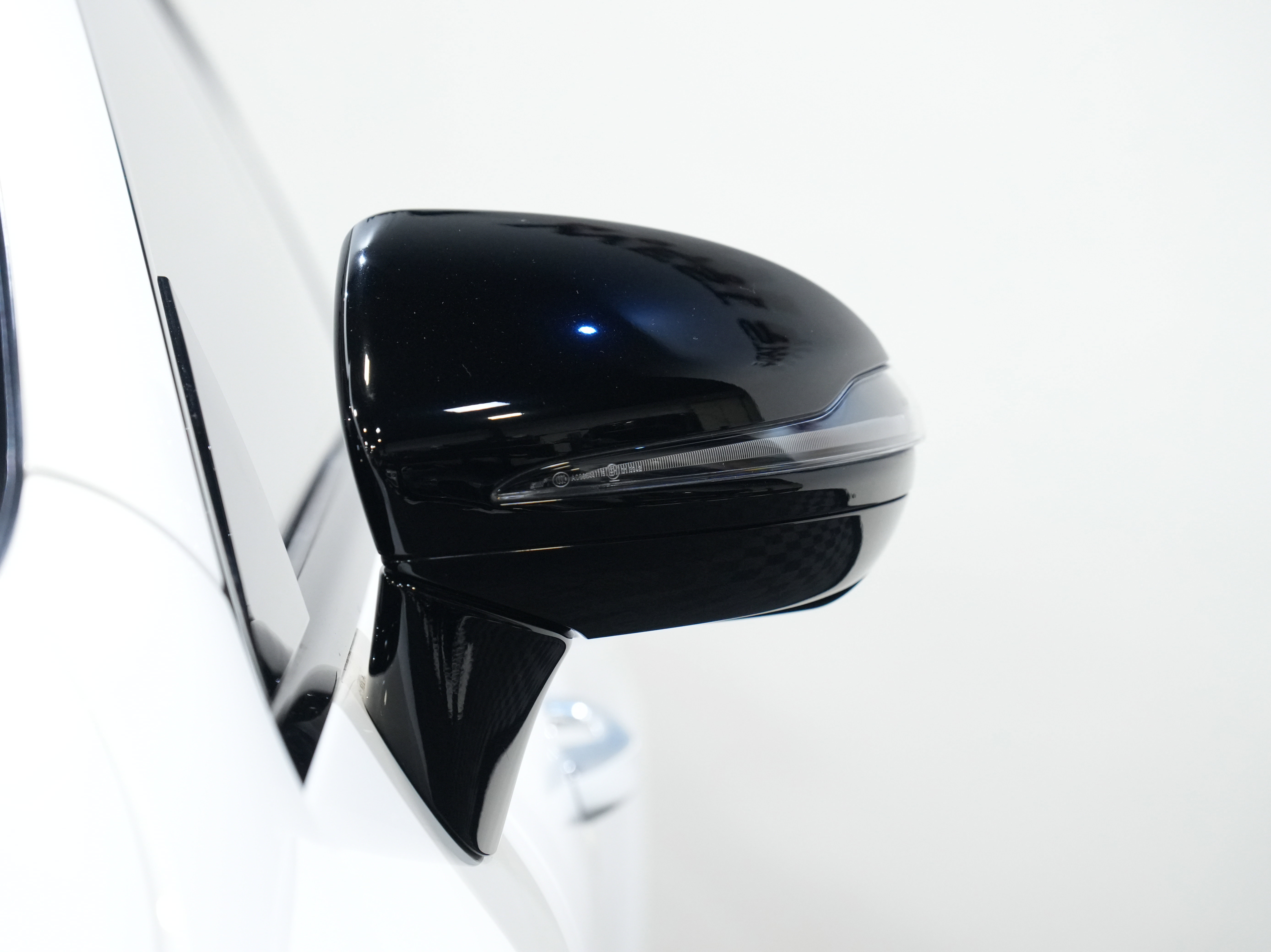 Used 2019 Mercedes-Benz AMG GT 63 w/ AMG Aerodynamics Package image 11