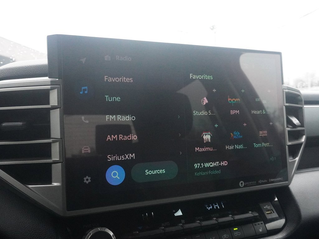 Used 2022 Toyota Tundra SR5 w/ TRD Off-Road Premium Package image 40