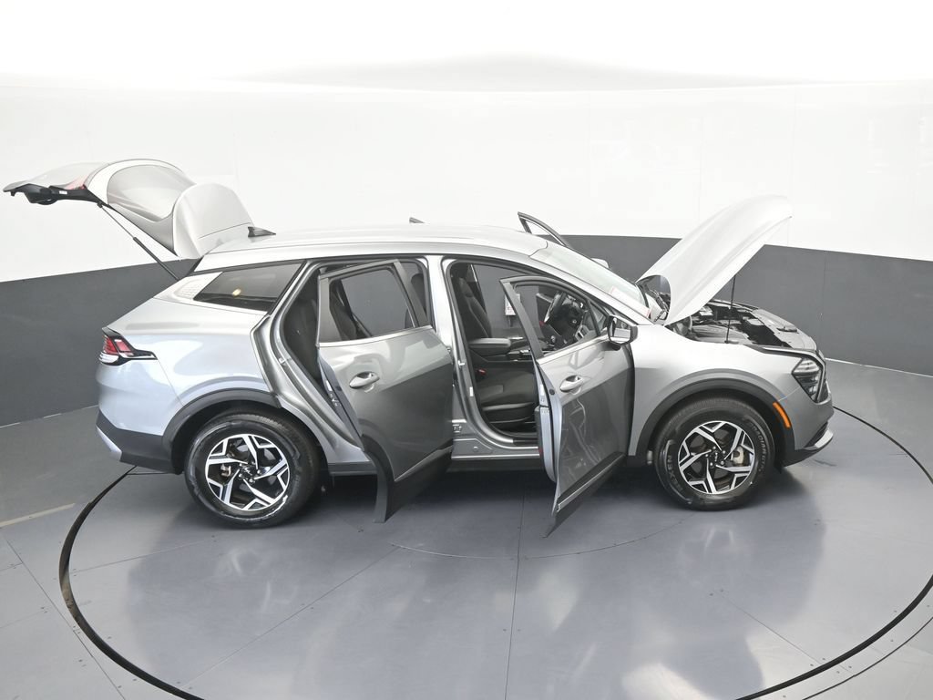 Used 2024 Kia Sportage LX AWD/4WD image 69
