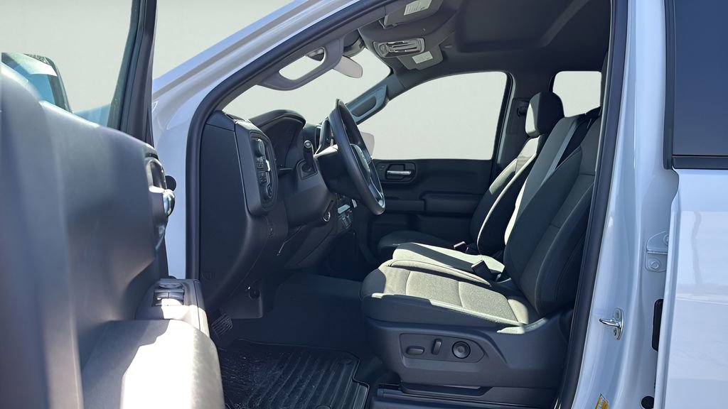 New 2026 Chevrolet Silverado 1500 Custom w/ Turbomax Blackout Package image 34