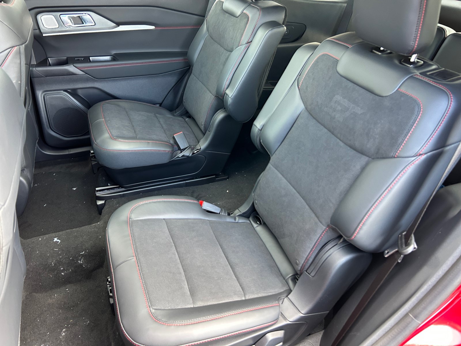 New 2026 Ford Explorer ST w/ Sun And Sound Package AWD/4WD image 17