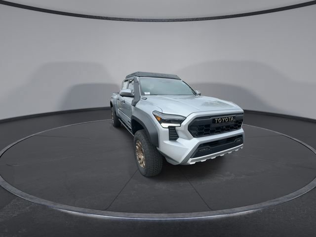 New 2025 Toyota Tacoma Trailhunter image 6