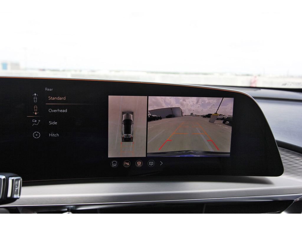 New 2026 Cadillac Lyriq Sport RWD image 17