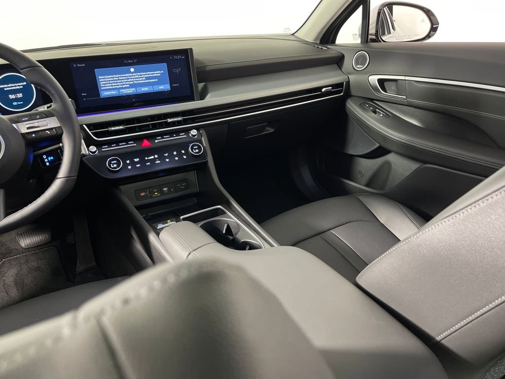 New 2026 Hyundai Sonata Limited image 21