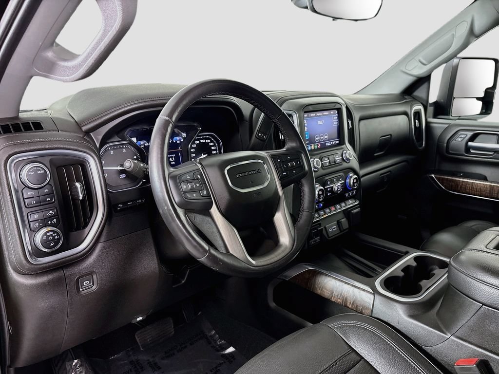 Certified 2022 GMC Sierra 3500 Denali w/ Denali Ultimate Package AWD/4WD image 11