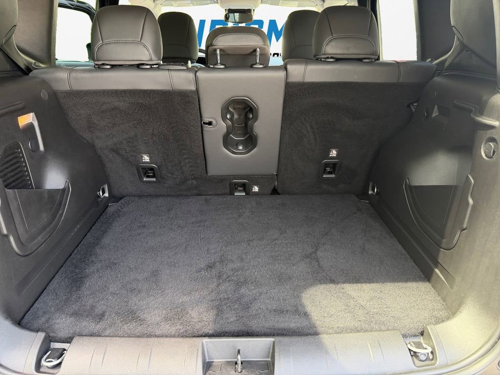 Used 2022 Jeep Renegade Limited image 22