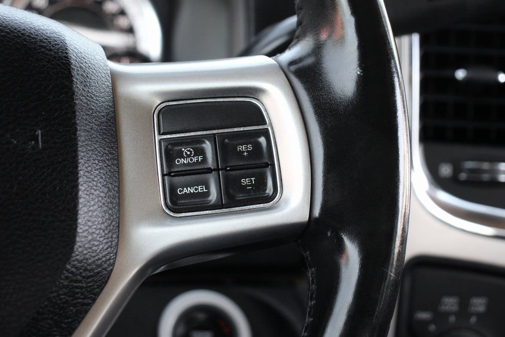 Used 2018 RAM 3500 Laramie image 24