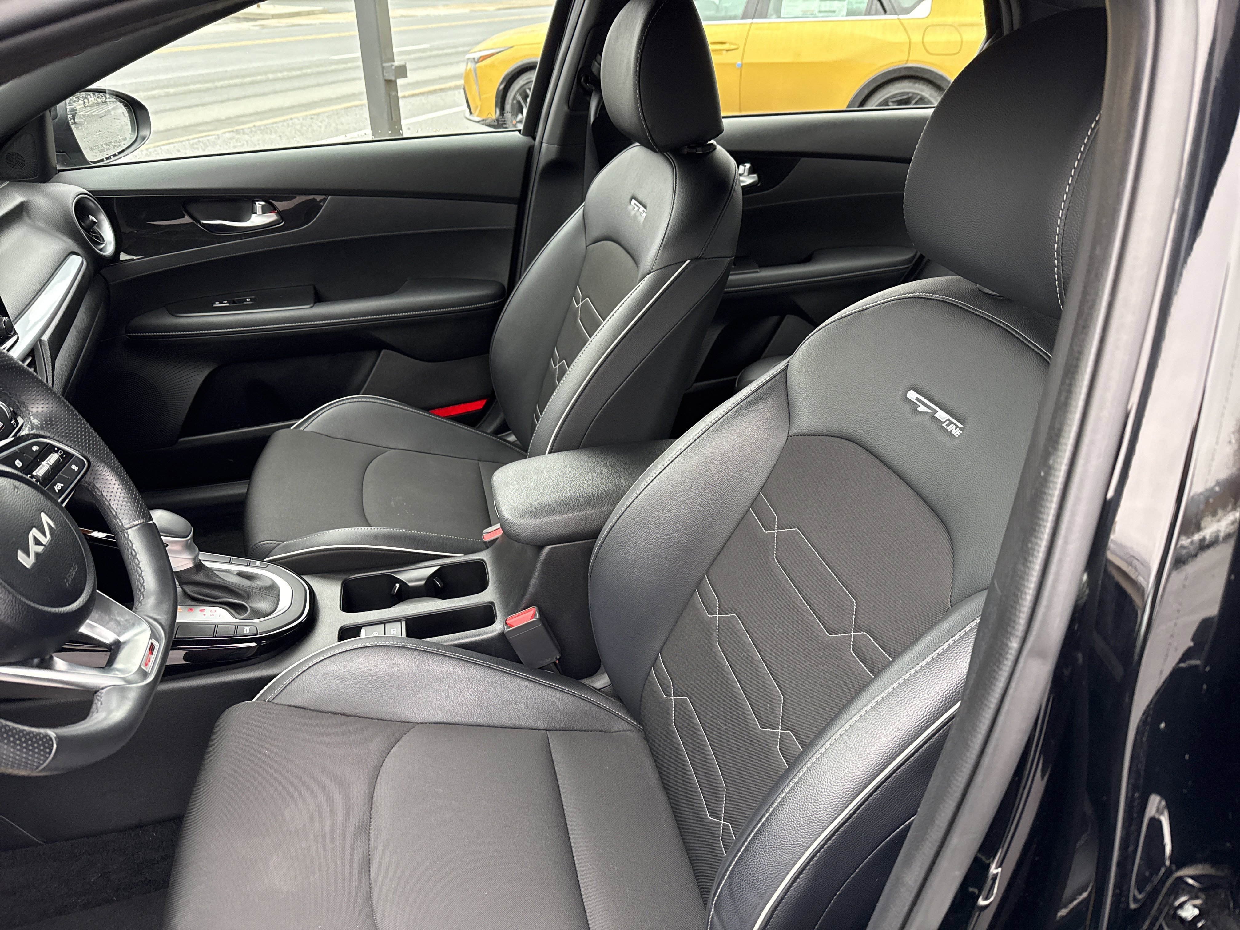 Certified 2023 Kia Forte GT-Line w/ GT-Line Premium Package image 12