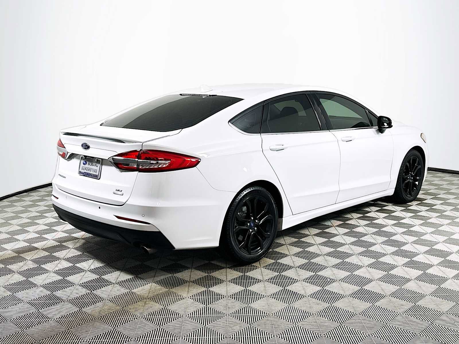 Used 2020 Ford Fusion SE w/ Equipment Group 151A image 7