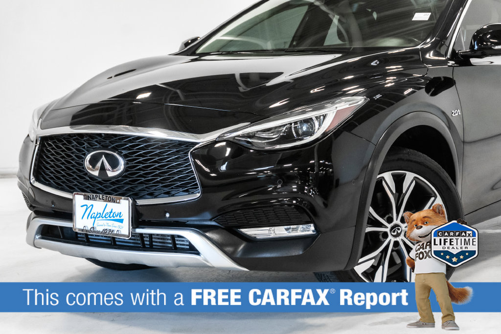 Used 2017 INFINITI QX30 Premium w/ Technology Package AWD/4WD image 2