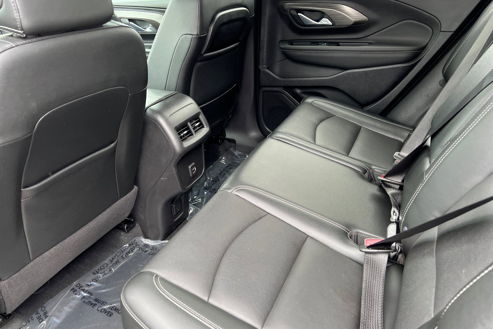 Used 2023 GMC Terrain SLT image 9
