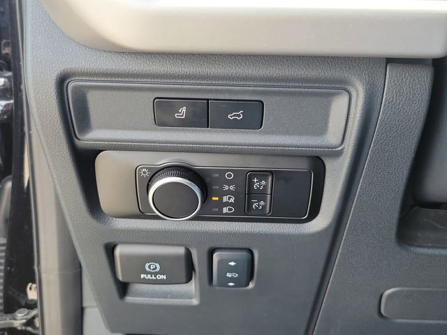 Used 2024 Ford Expedition XLT RWD image 27