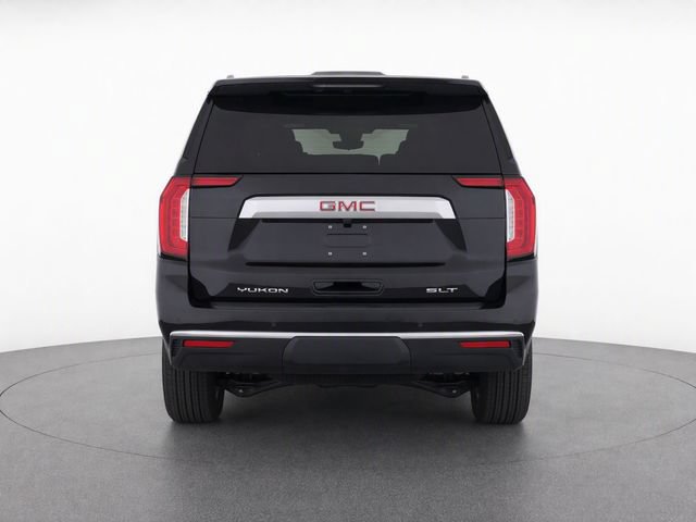 Used 2023 GMC Yukon SLT w/ SLT Luxury Package AWD/4WD image 7