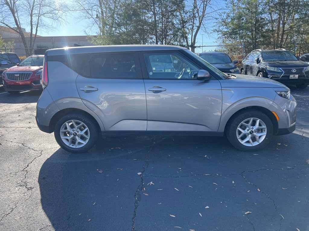 Used 2024 Kia Soul LX w/ Option Group 015 image 36