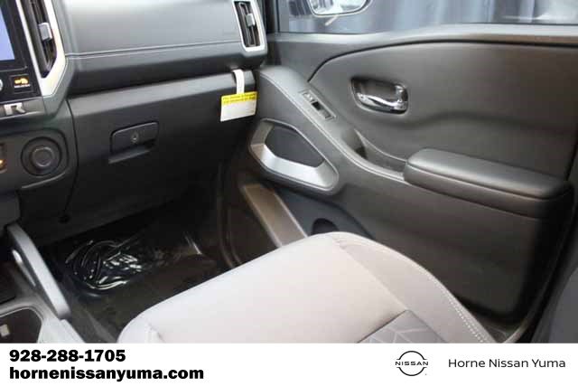 Certified 2025 Nissan Frontier SV w/ SV Convenience Package RWD image 12
