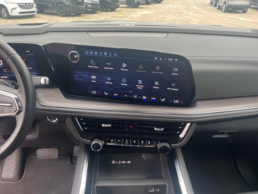 Used 2025 Chevrolet Tahoe LT AWD/4WD image 24