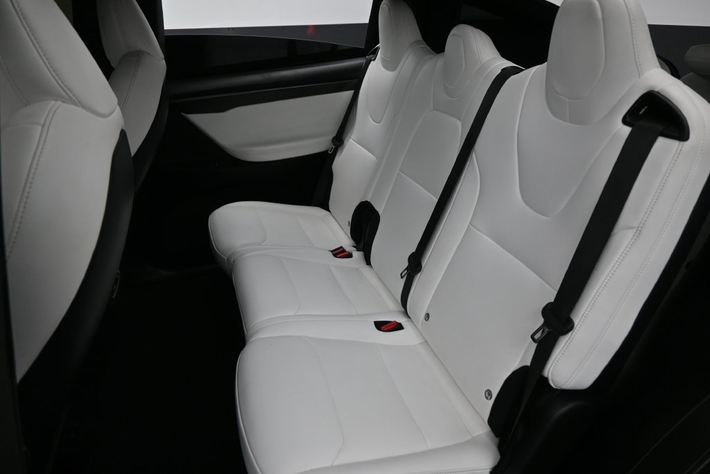 Used 2020 Tesla Model X Performance AWD/4WD image 25