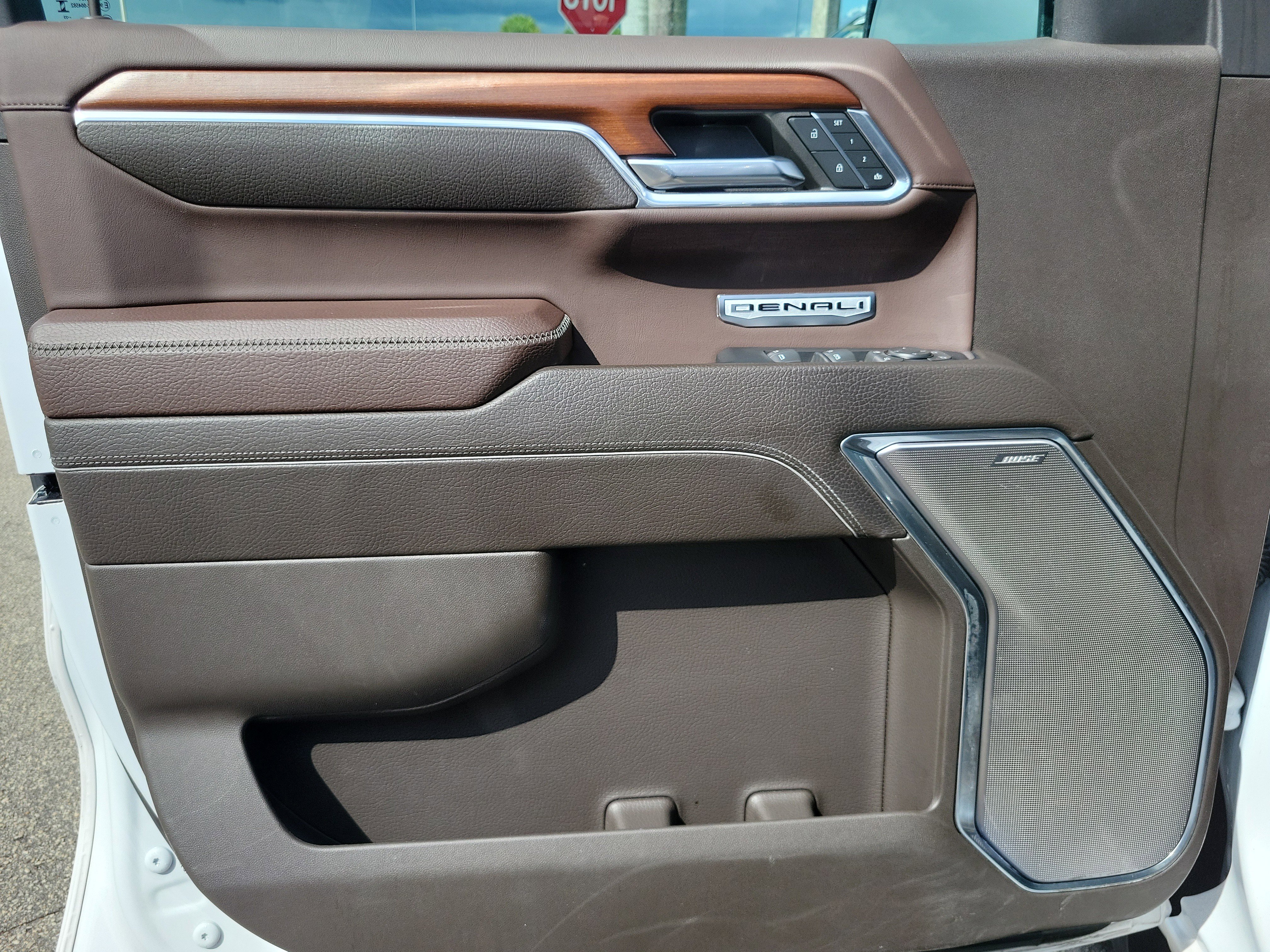 Used 2023 GMC Sierra 1500 Denali w/ Denali Reserve Package image 23