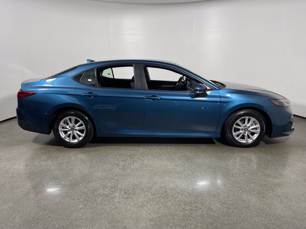 Used 2025 Toyota Camry LE FWD image 2