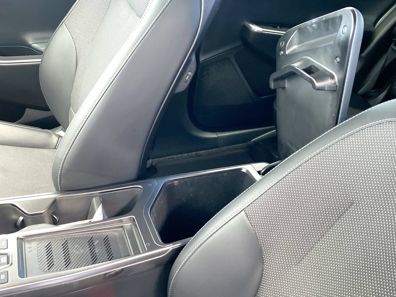 Certified 2024 Kia EV6 Light RWD image 27