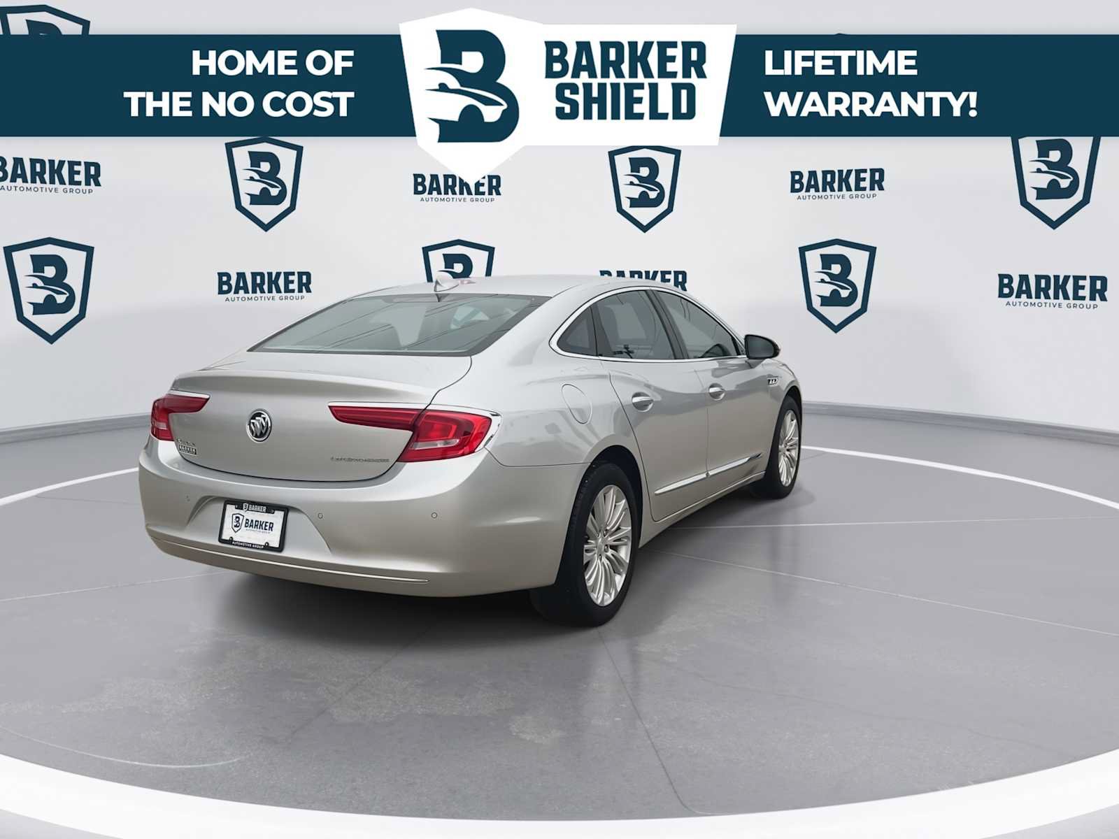 Used 2018 Buick LaCrosse Essence FWD image 9