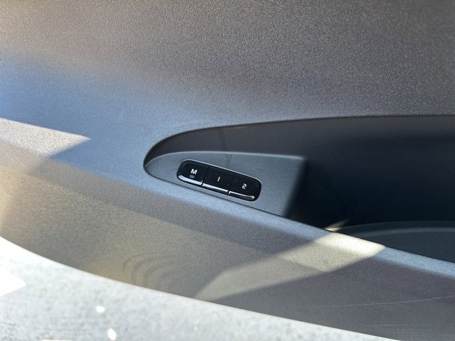 Used 2022 Polestar Polestar 2 w/ Performance Package image 27