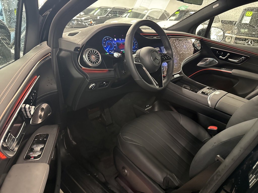 Used 2026 Mercedes-Benz EQS 400 4MATIC SUV image 8