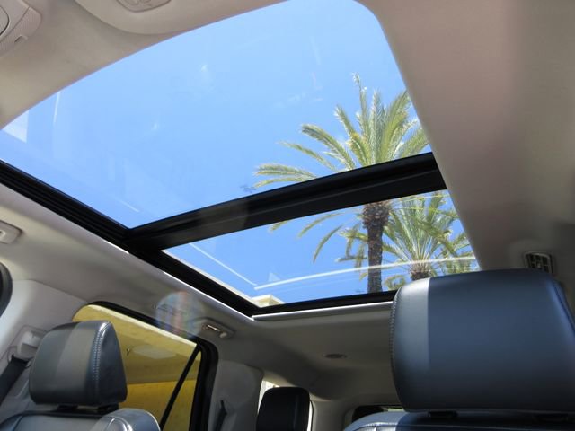 Used 2024 Ford Expedition XLT RWD image 24