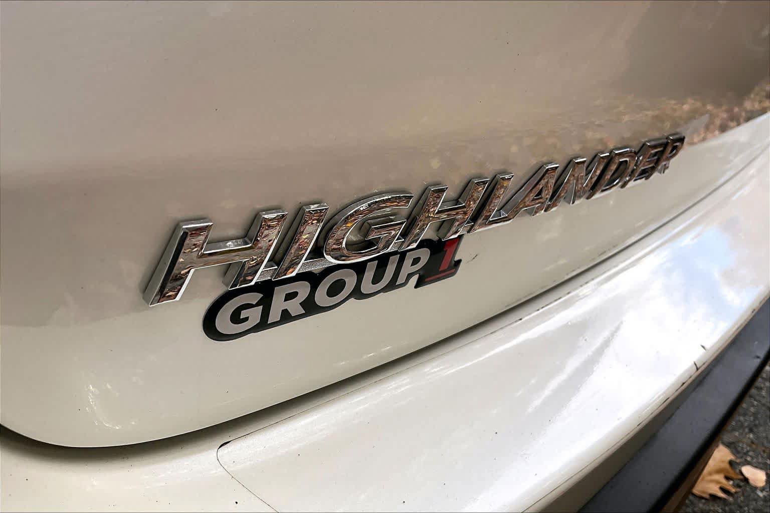 Used 2019 Toyota Highlander XLE AWD/4WD image 10