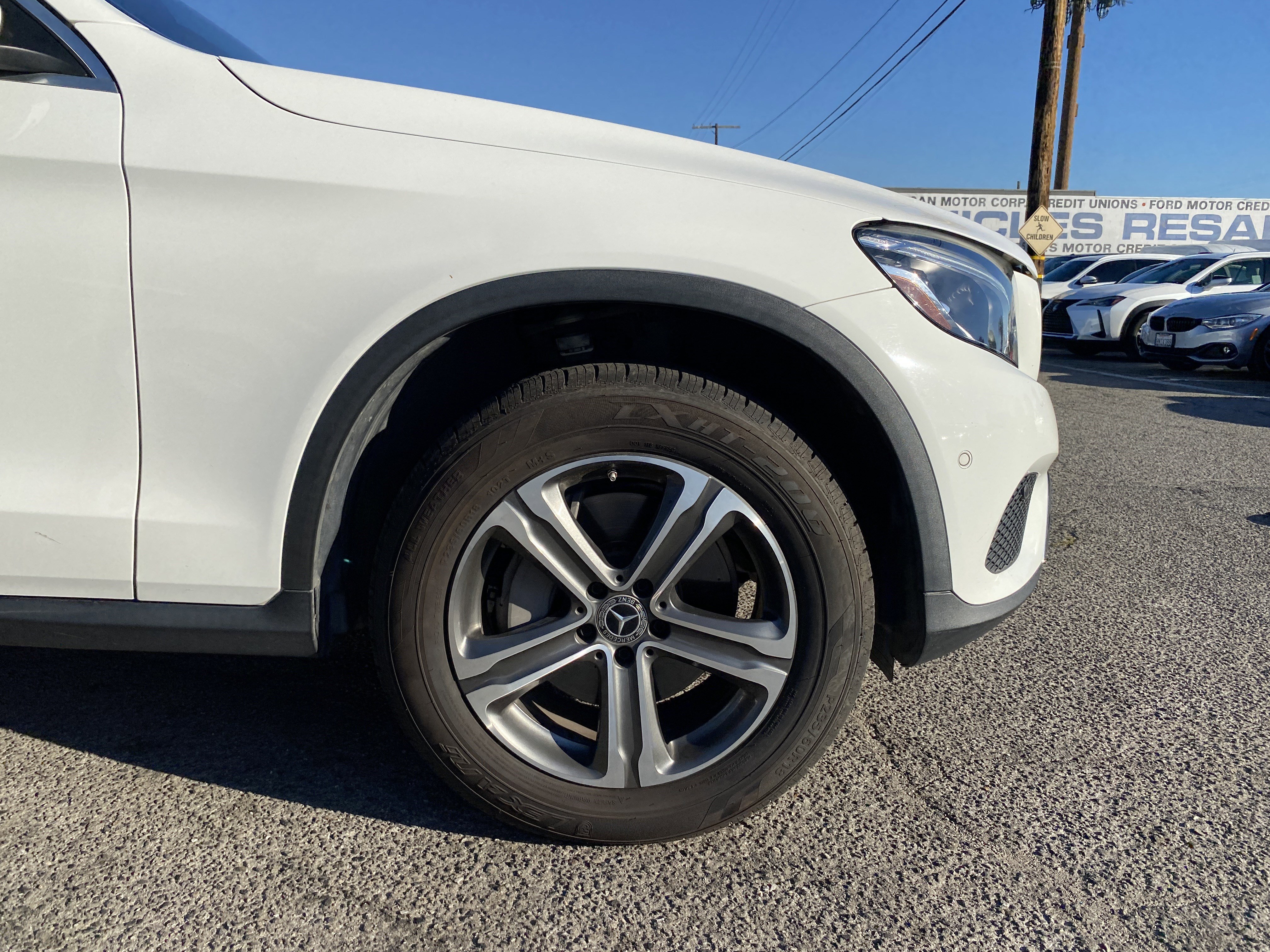 Used 2019 Mercedes-Benz GLC 300 w/ Parking Assistance Package image 26