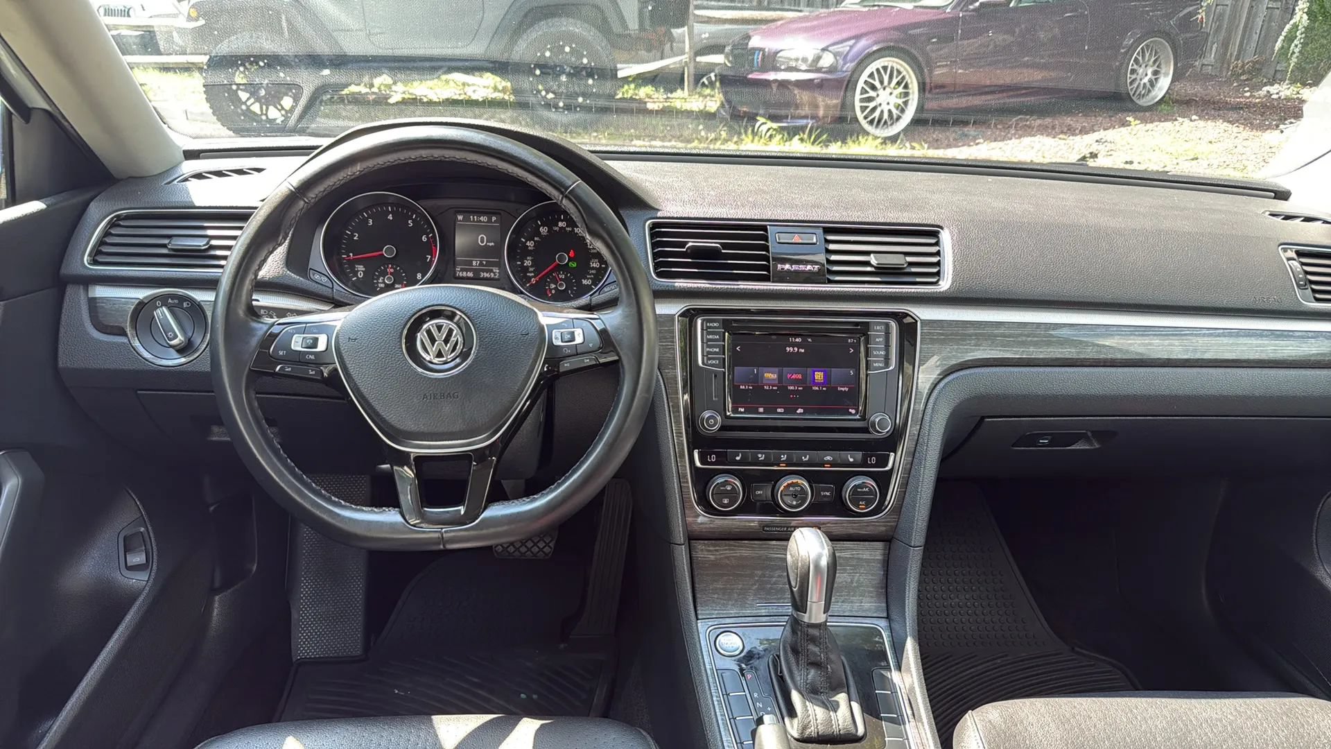 Used 2018 Volkswagen Passat 2.0T SE FWD image 29
